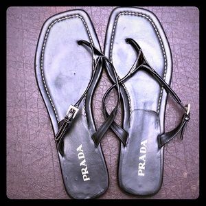Prada flip flops -black leather